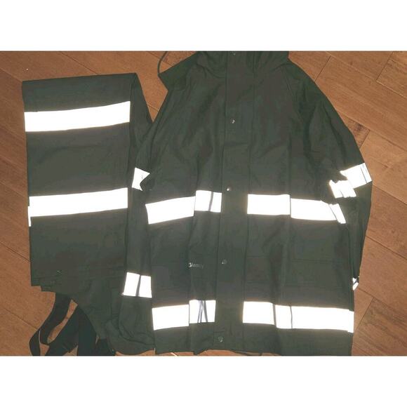 New! 2pc! Giemchy Rain Suit Unisex Waterproof Heavy Duty Rain Gear Outdoor Sz M - Picture 1 of 12